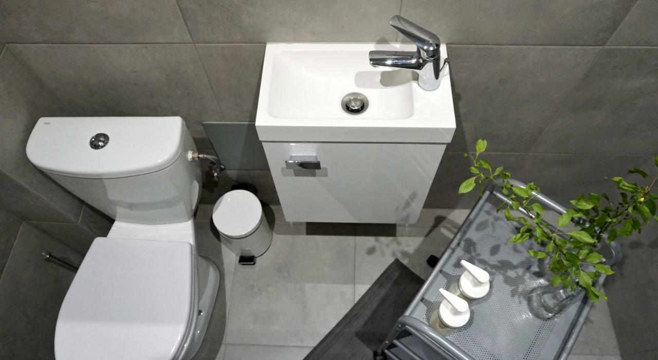 Lovely Jubbly Apartment كراكوفيا المظهر الخارجي الصورة
